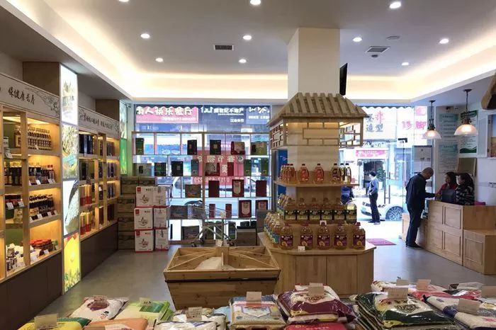 將放心糧油店開(kāi)到家門口，能否打通放心糧油消費(fèi)的最后一公里？